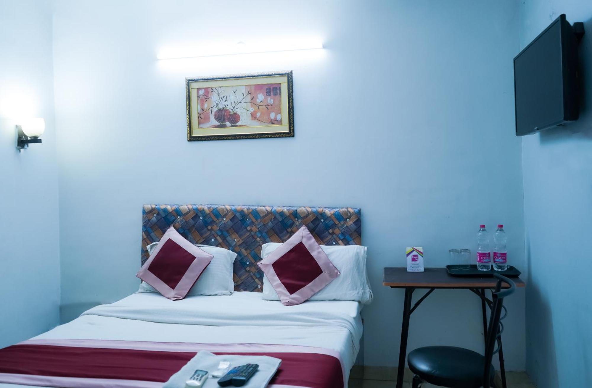 Hotel Niketan Inn - Near Chanakyapuri Embassy Area 3*