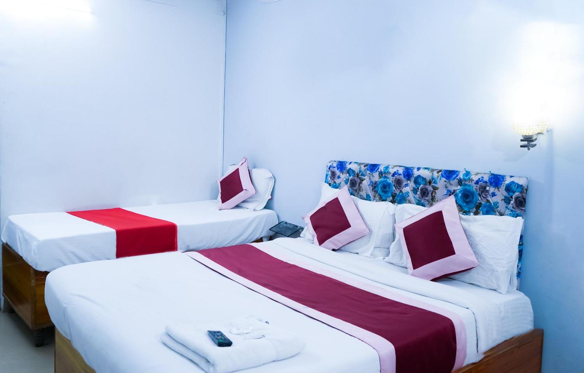 Hotel Niketan Inn - Near Chanakyapuri Embassy Area 3*