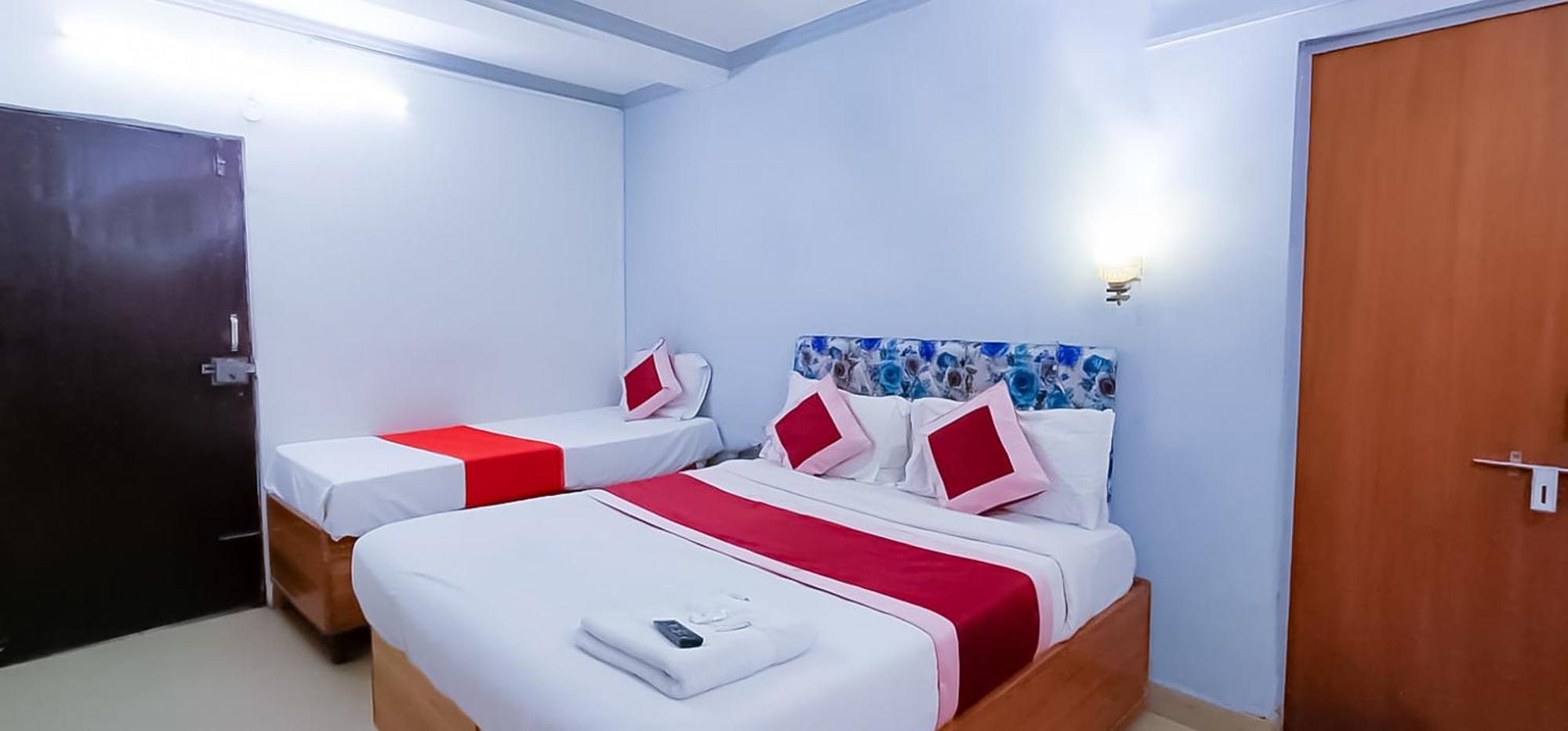 Hotel Niketan Inn - Near Chanakyapuri Embassy Area