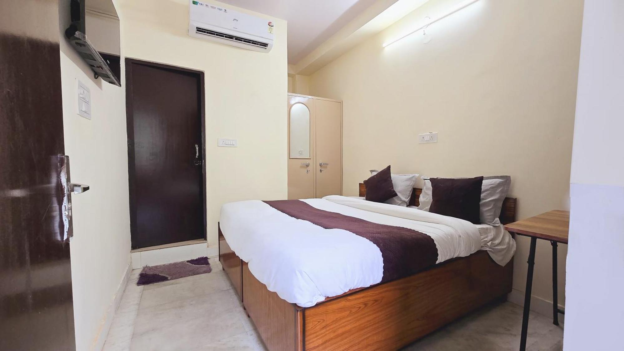 Niketan Inn - Near Chanakyapuri Embassy Area 3*