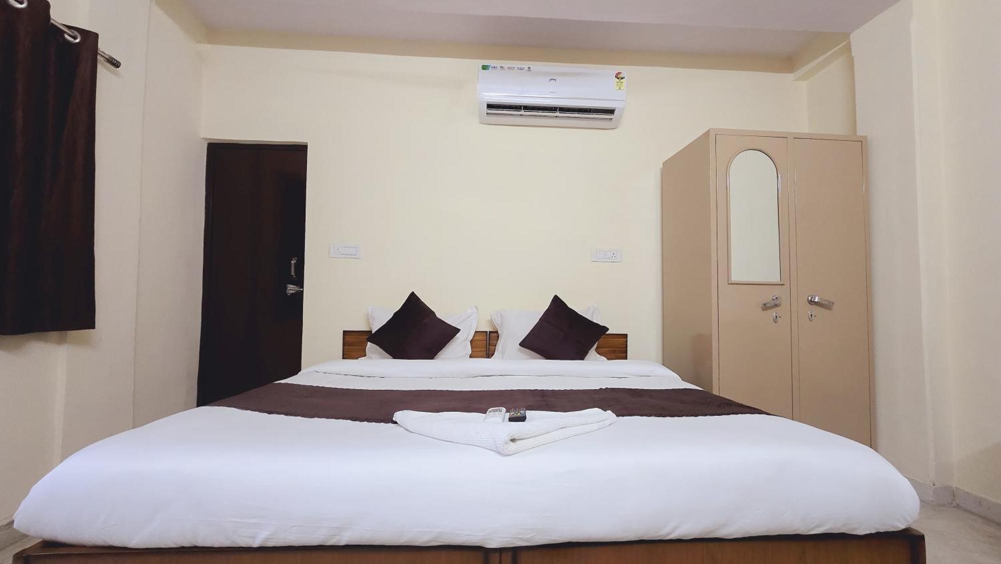 Niketan Inn - Near Chanakyapuri Embassy Area