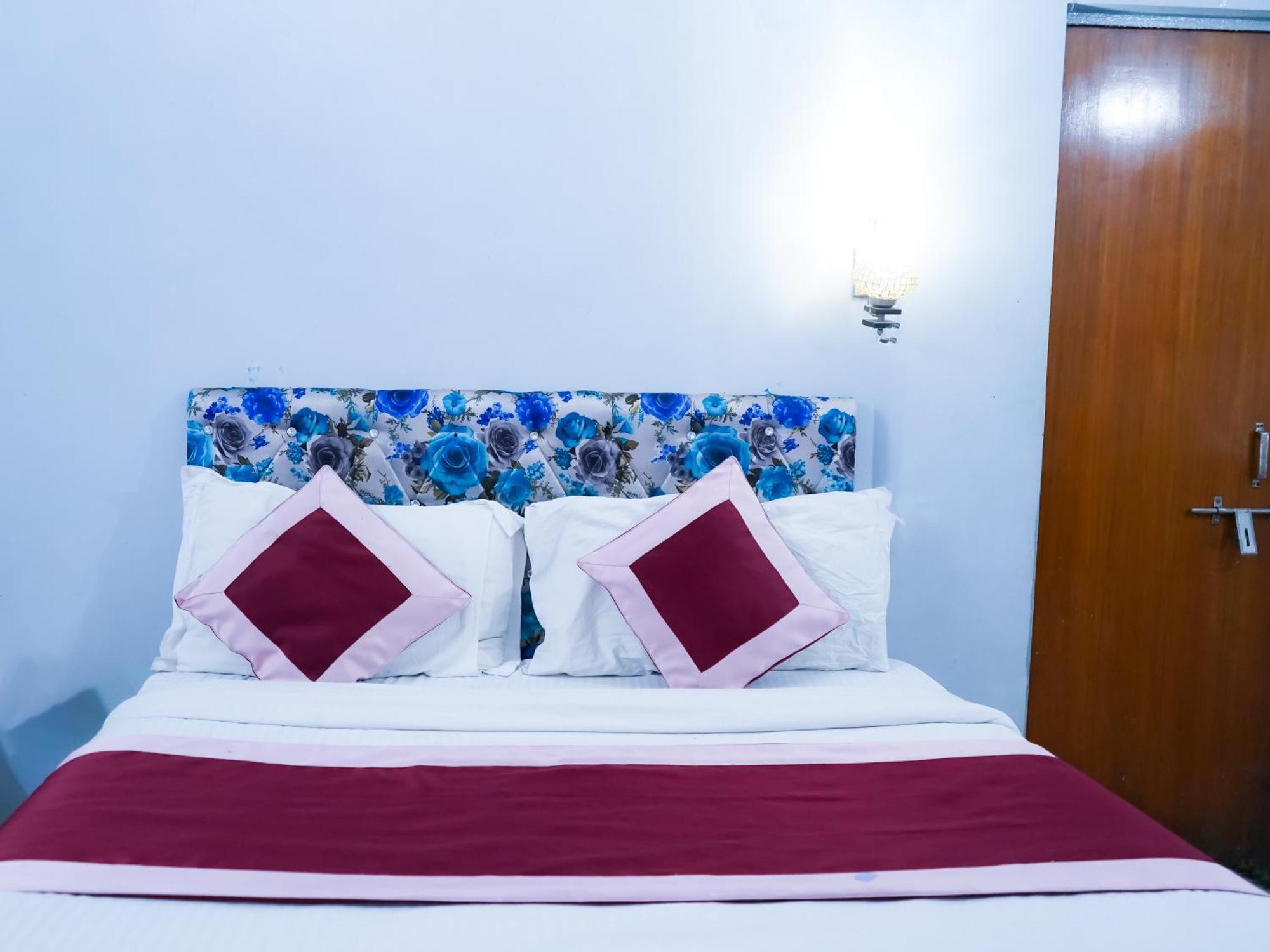 Niketan Inn - Near Chanakyapuri Embassy Area