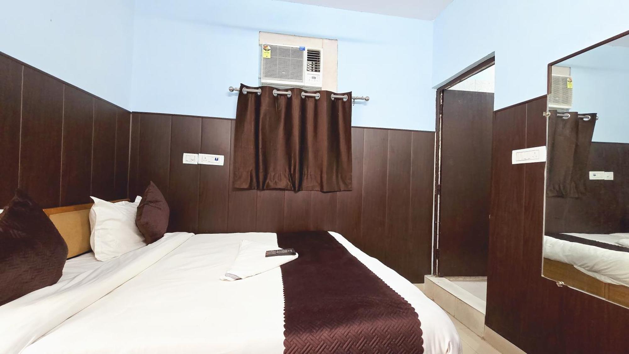 Hotel Niketan Inn - Near Chanakyapuri Embassy Area 3*